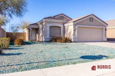 Main picture of 2071 N St Bonita Ln