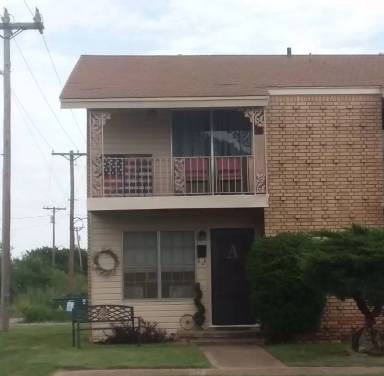 Main picture of 1607 N 13th St Apartments