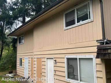 Main picture of 2507 1/2 B St