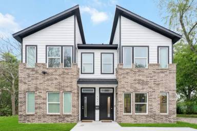 Main picture of 5331 Higgins St