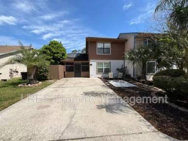 Main picture of 517 Carambola Ave