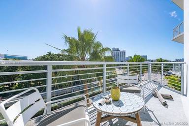 Main picture of The Meridian Condo