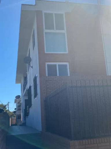 Main picture of 222 W Kelso St