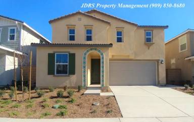 Main picture of 4715 S Scott Way