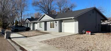 Main picture of 2019 E Locust St