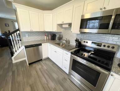 Main picture of 1102 Deforest St