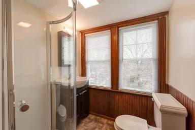 Main picture of 104 Winthrop St