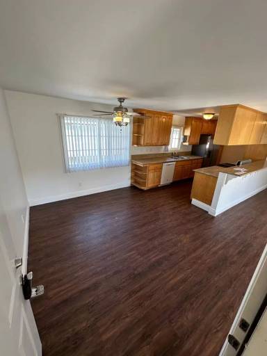 Main picture of 18413 Corby Ave