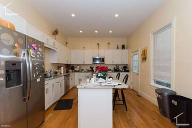 Main picture of 1-3 Griggs Pl