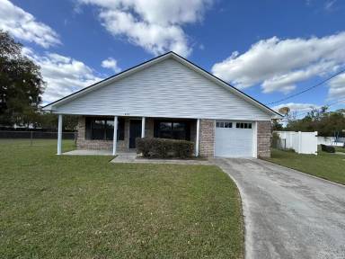 Main picture of 973 Yale Ct