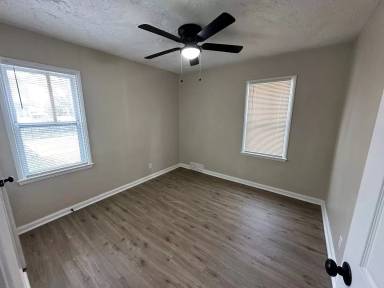 Main picture of 8539 Cloverlawn St