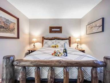 Main picture of 40 Scenic Ct