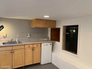 Main picture of 2605 Fulton St
