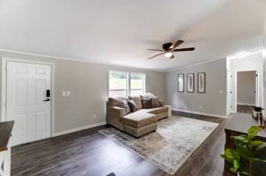 Main picture of 111 Peaceful Plains Ln