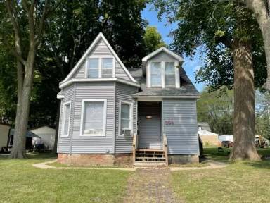 Main picture of 304 W Eureka St