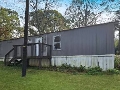 Main picture of 412 McElhaney Rd