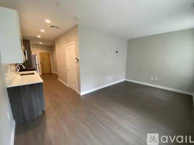 Main picture of Hillside Residences