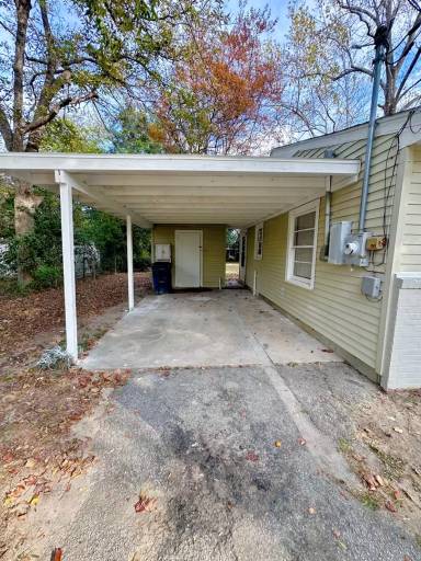 Main picture of 108 Smith Pl