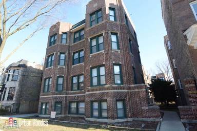 Main picture of 3839-45 N Greenview Ave