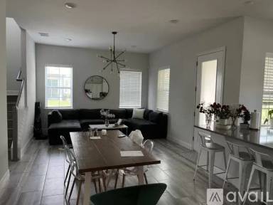 Main picture of 13246 Doisy St