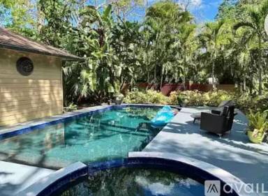 Main picture of 4911 Tallowood Way
