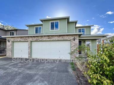 Main picture of 951 SW 208th Pl