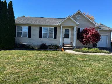 Main picture of 615 Clifton Ln