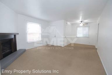 Main picture of 3509 Walnut Ave