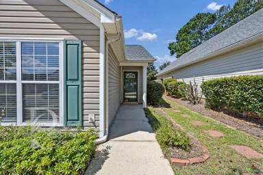 Main picture of 112 Ivy Garden Ln