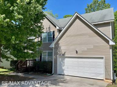 Main picture of 3255 Hunting Creek Pass