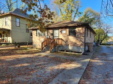 Main picture of 1409 Douglas Ave