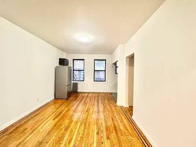 Main picture of 3506 95th St