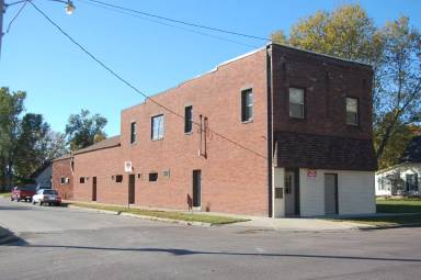Main picture of 2447 E Walnut St