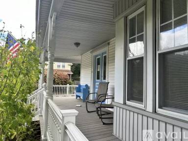 Main picture of 23 Elizabeth Ave