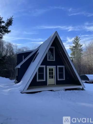 Main picture of 250 Youngs Hill Rd