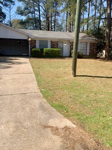 Main picture of 1406 Benton St