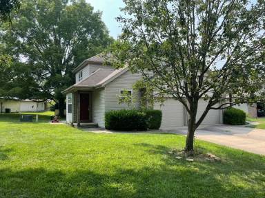Main picture of 1831 N Plaza Dr