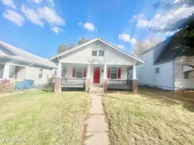Main picture of 807 S Ash Ave