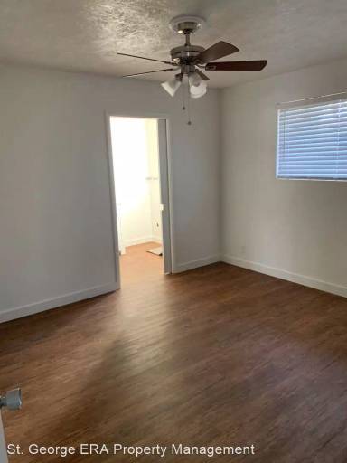 Main picture of 142 E 500 S