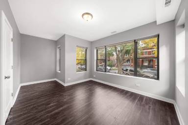 Main picture of 11238 South Vernon Avenue - 38-3E