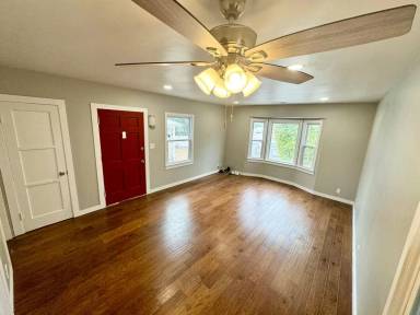 Main picture of 2018 N Buena Vista St