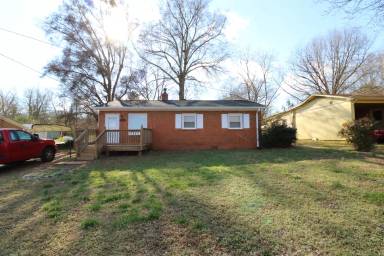 Main picture of 2308 Mason St