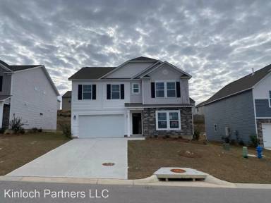 Main picture of 215 Savannah Hills Dr