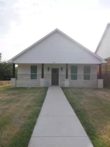 Main picture of 2601 Hutchinson St