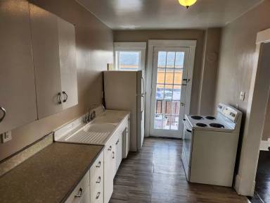 Main picture of 1306-1308 8 Ave