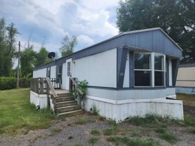 Main picture of 42 Wilma Ln