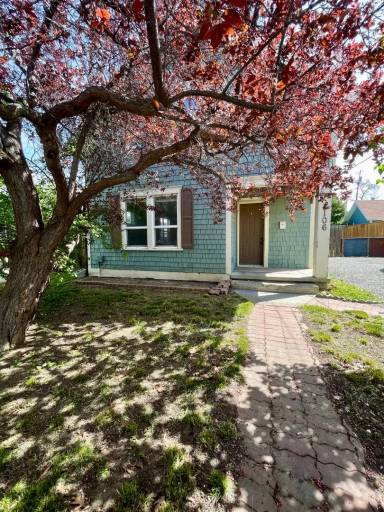 Main picture of 1106 N B St