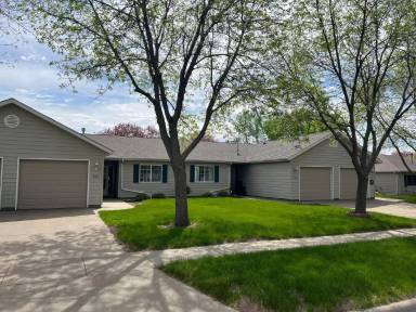 Main picture of 305 W 57th St