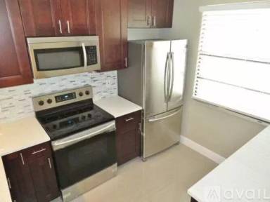 Main picture of 3521 Village Blvd