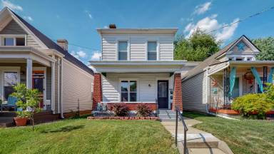 Main picture of 1065 E Kentucky St